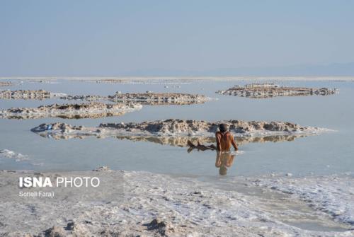 انتقال ۱۴۰ میلیون لیتر پساب تصفیه شده به دریاچه ارومیه در شبانه روز