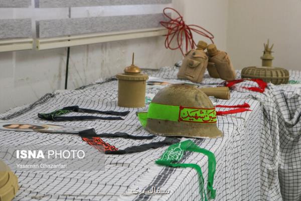 شهدا مظهر ایستادگی و خانواده آنان مظهر بردباری