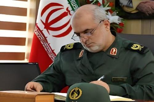 بسیج در بزنگاه های انقلاب غبار فتنه ها را پاک کرده است