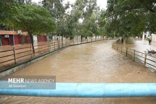 بارش 5 ساعته آستارا معادل بارندگی سالانه یک استان است
