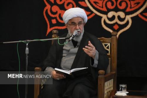 انقلاب اسلامی پیوند دین و دانش را در جهان نهادینه کرد