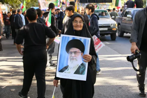 مراسم راهپیمایی 13 آبان در مازندران به علاوه تصاویر