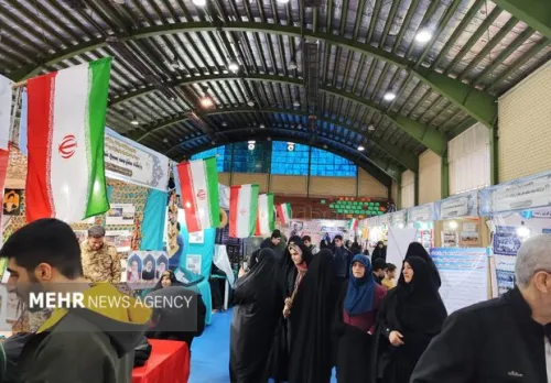 نمایشگاه اسوه جلوه ای از عمل قرارگاهی بسیج در محلات است