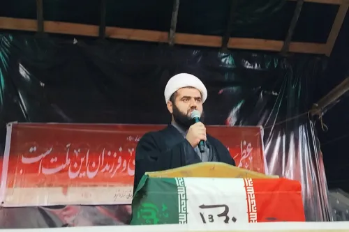ملت مبعوث در راه خدا ذلت پذیر نیست