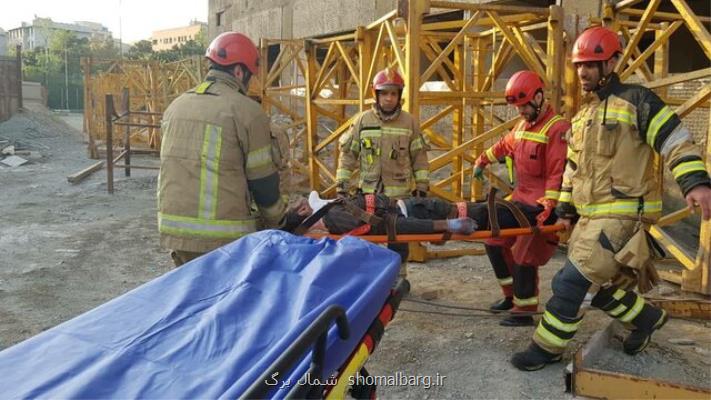 حادثه سقوط از ارتفاع در عباس آباد
